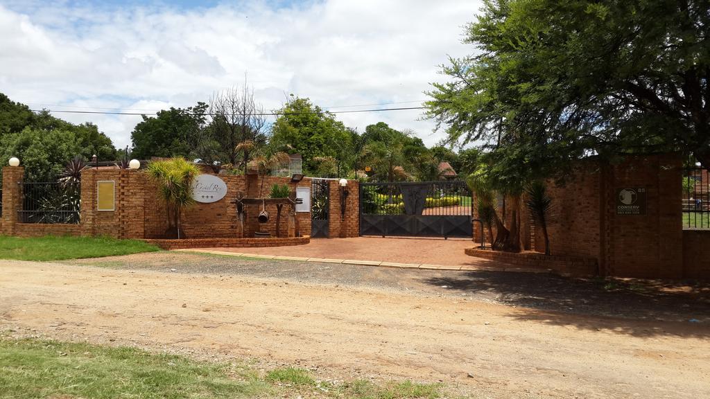 Crystal Rose Lodge & Spa Krugersdorp Esterno foto