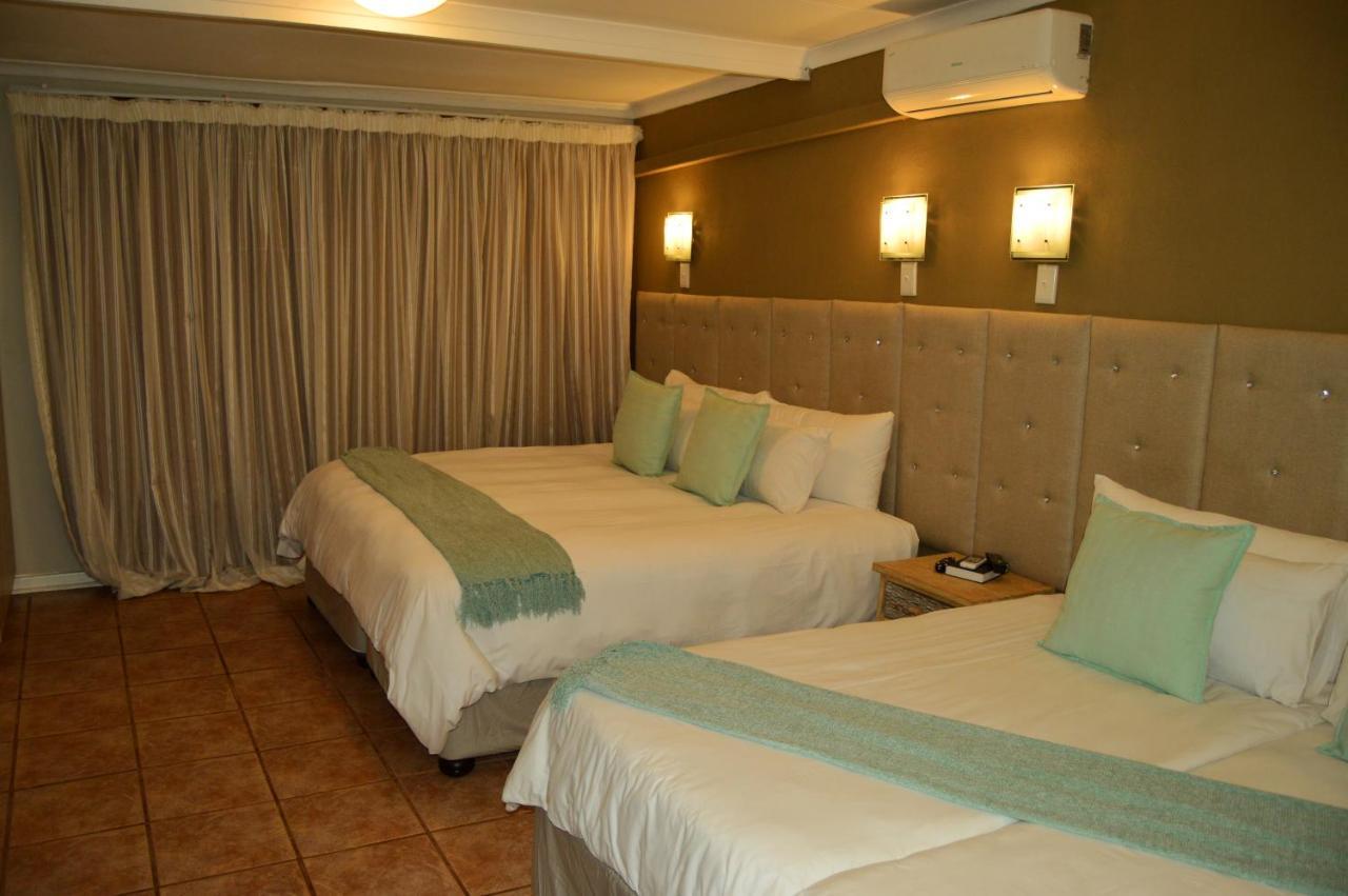 Crystal Rose Lodge & Spa Krugersdorp Esterno foto