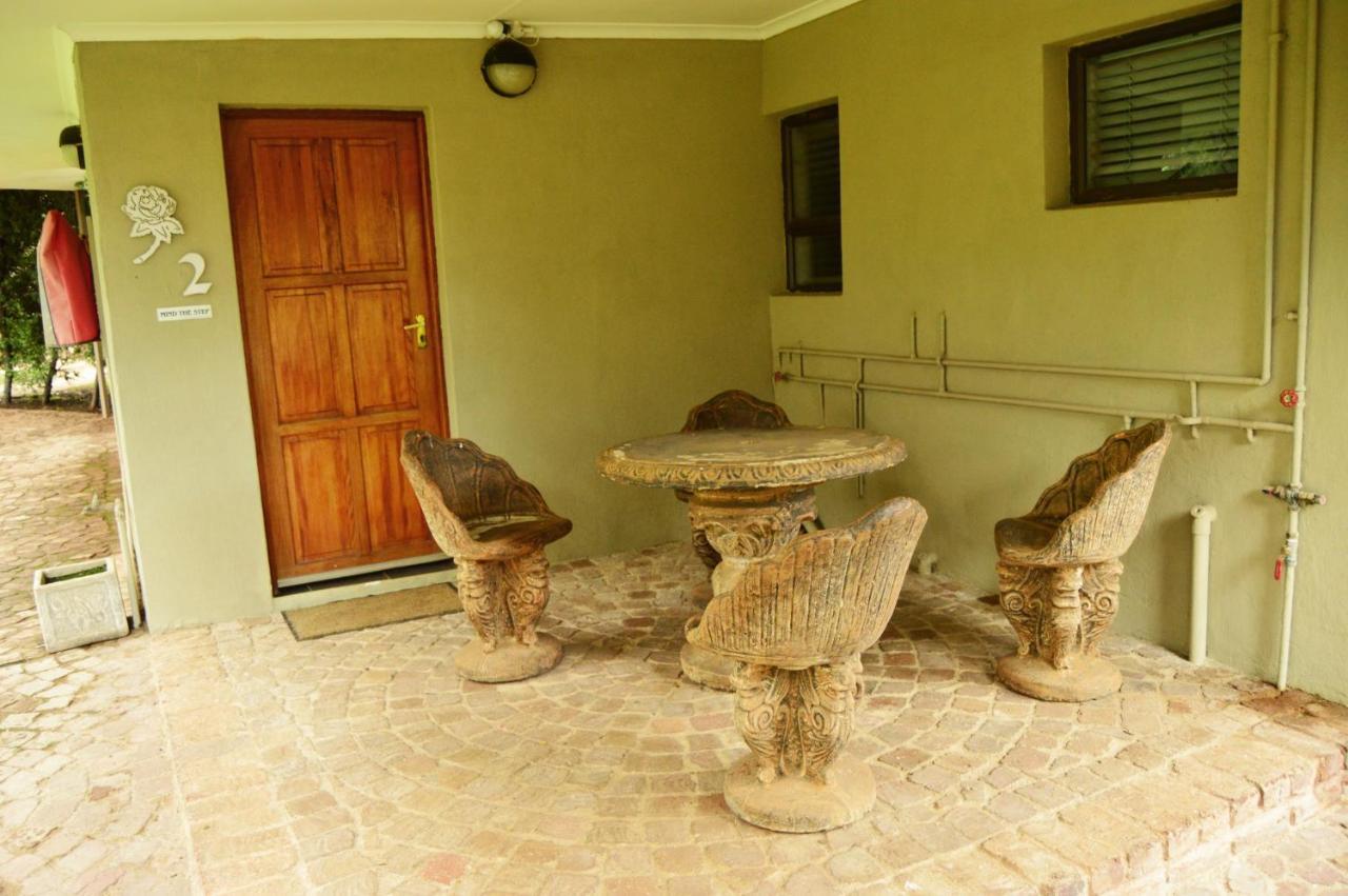 Crystal Rose Lodge & Spa Krugersdorp Esterno foto