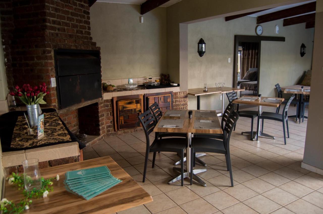 Crystal Rose Lodge & Spa Krugersdorp Esterno foto